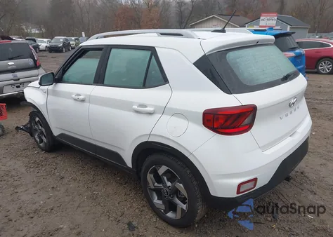 2025 Hyundai Venue Sel z USA, uszkodzony, nr VIN KMHRC8A35SU372897